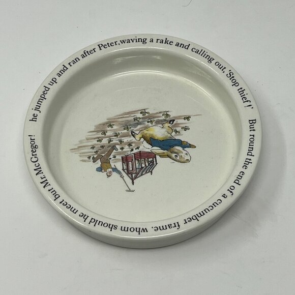 Vintage Wedgwood Peter Rabbit child porridge bowl - Picture 3 of 7